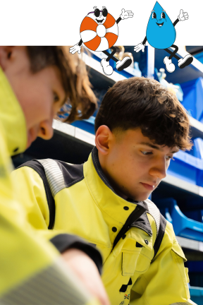 Arbeiter im Lagerbereich